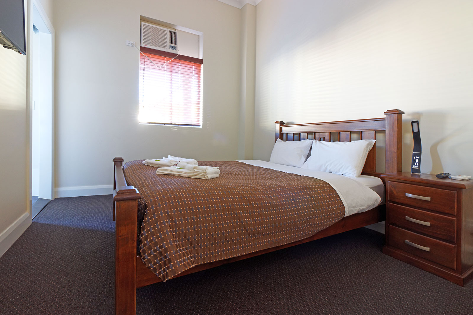 kyogle-accommodation-commercial-hotel-commercial-hotel-kyogle